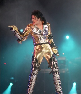 Michael Jackson in gold lame with leather buckles and catcher kneepads in HIStory tour 1992 Prague